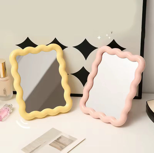 Portable Aesthetic Mirrors